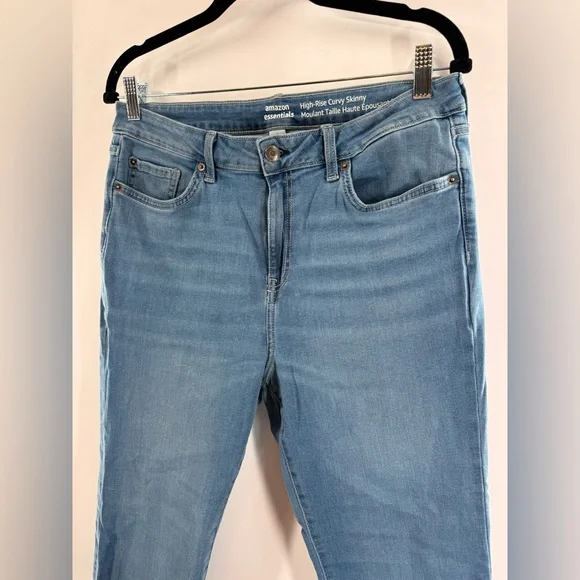 EUC Amazon Essentials Light Wash Skinny Jeans - Picture 8 of 10